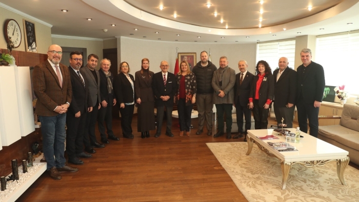 Fatma Kaplan Hürriyet ve Yılmaz Büyükerşen, İzmit'teki Balmumu Heykeller Müzesi Projesi İçin Görüştü